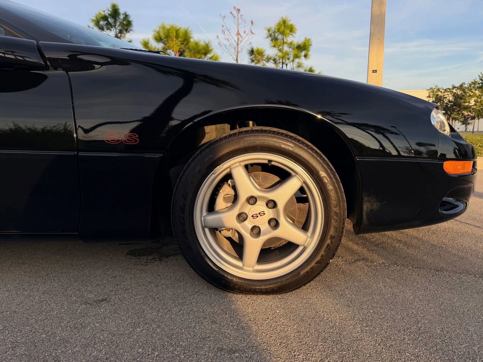 Used 1998 Chevrolet Camaro Z28 w/ SS Performance/Appearance Pkg image 34