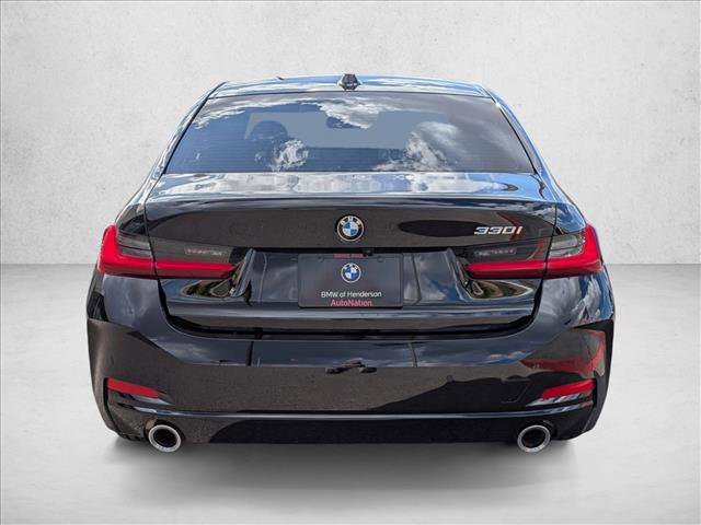 Used 2025 BMW 330i Sedan w/ Premium Package image 7