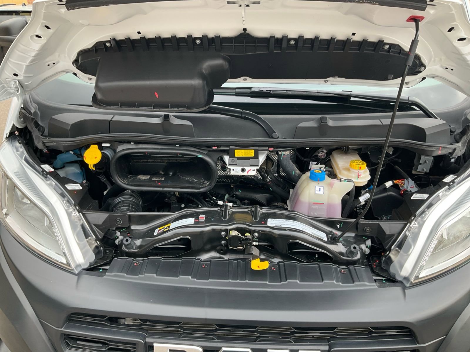 Used 2025 RAM ProMaster 1500 w/ Convenience Group image 17