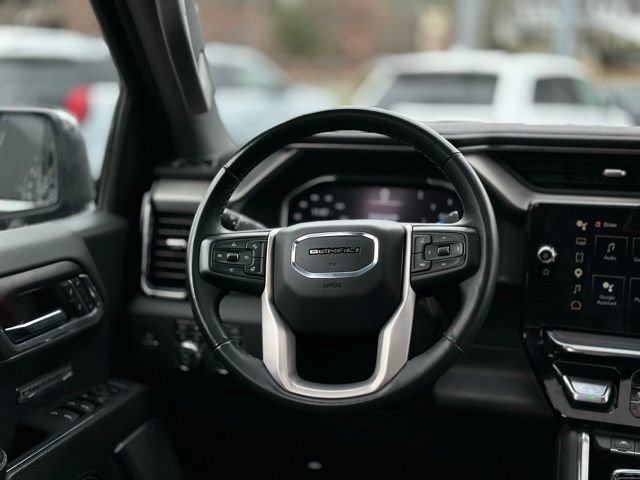 Used 2024 GMC Sierra 1500 Denali w/ Technology Package AWD/4WD image 18