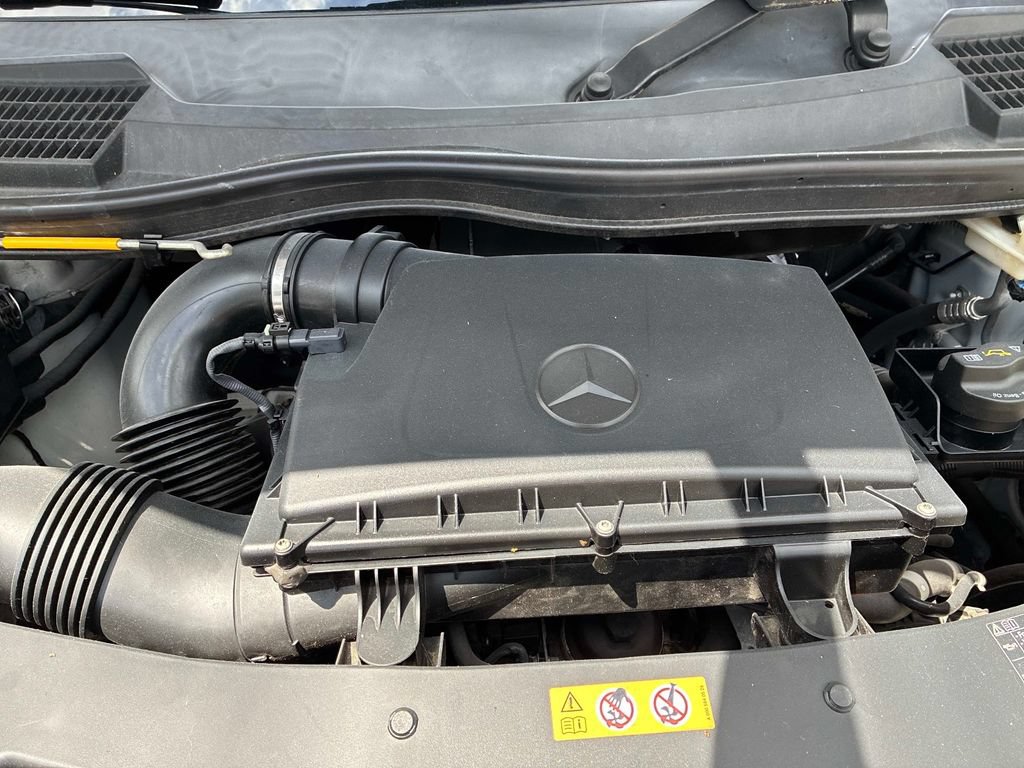 Used 2021 Mercedes-Benz Metris image 16