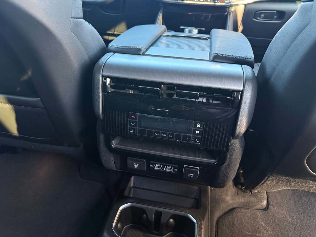 New 2026 Jeep Grand Wagoneer L Limited image 26