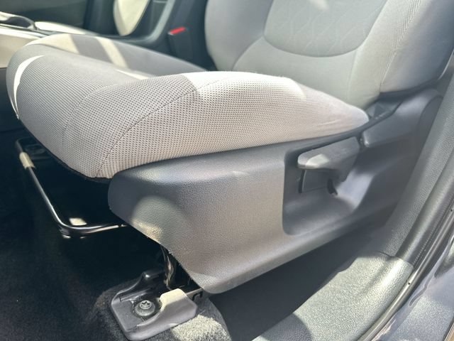 Used 2022 Toyota Corolla Cross LE w/ Black Badges Package (TMS) AWD/4WD image 14
