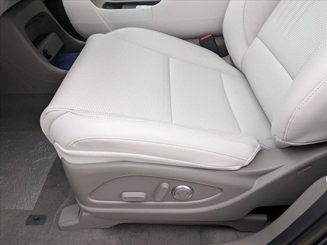 Used 2026 Hyundai Palisade SEL FWD image 4