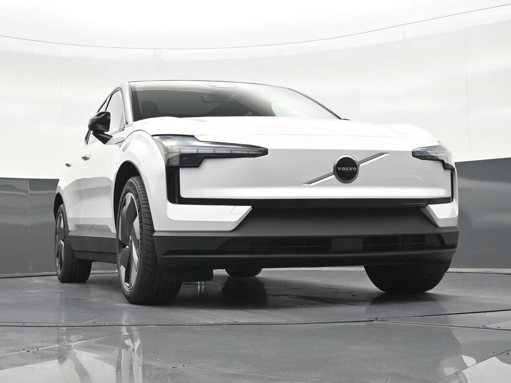 New 2026 Volvo EX30 Plus w/ Protection Package Premier AWD/4WD image 27