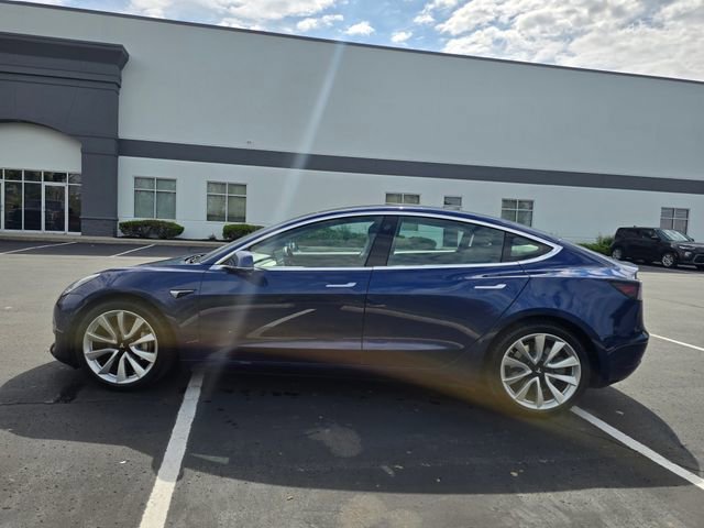 Used 2019 Tesla Model 3 Long Range RWD image 13