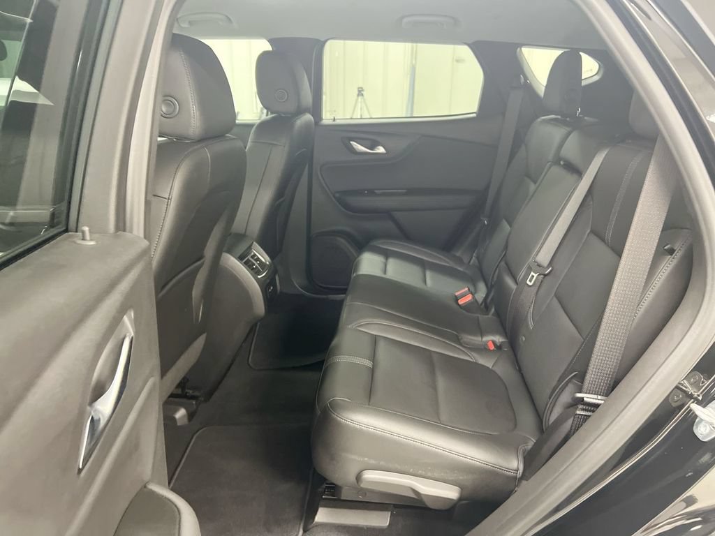 Used 2019 Chevrolet Blazer LT FWD image 22