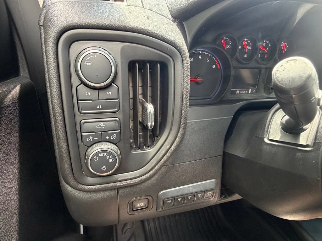 Used 2021 Chevrolet Silverado 2500 W/T w/ WT Convenience Package AWD/4WD image 22