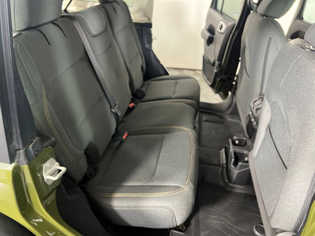 Used 2024 Jeep Wrangler Unlimited Sport AWD/4WD image 13
