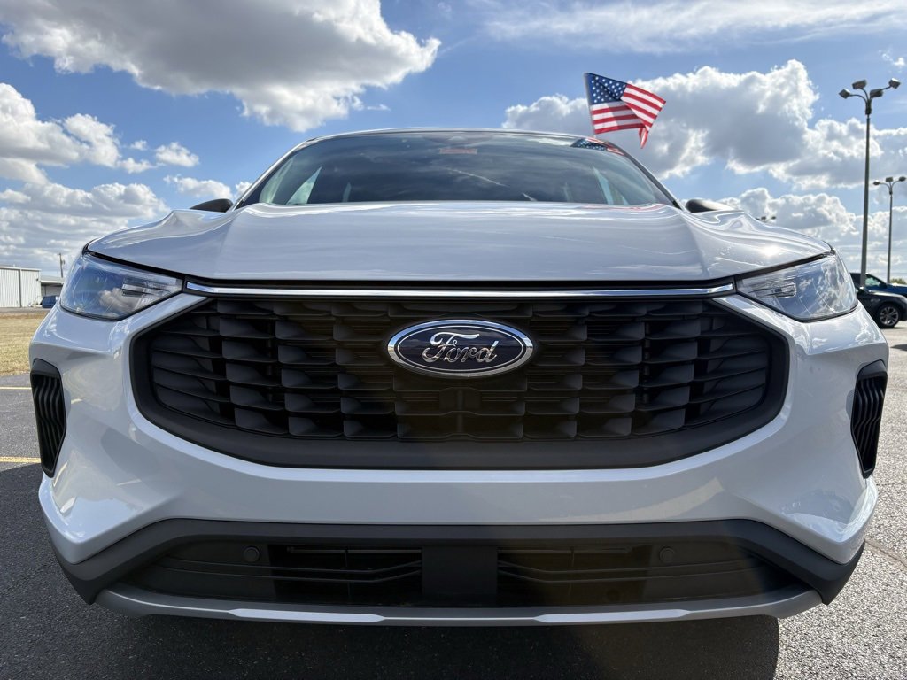 New 2026 Ford Escape Active image 3
