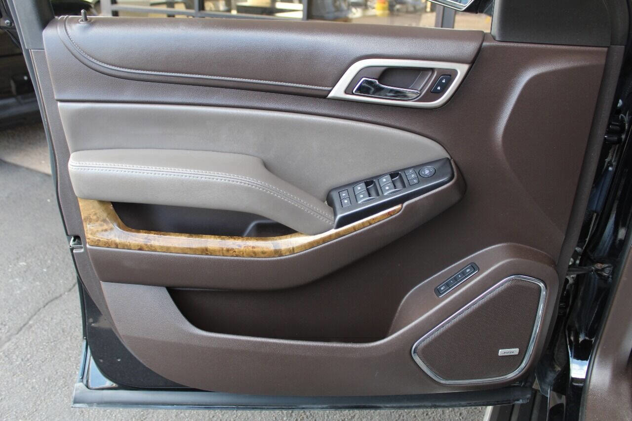 Used 2016 GMC Yukon XL Denali w/ Open Road Package image 19