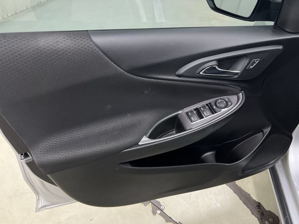 Used 2021 Chevrolet Malibu RS FWD image 20