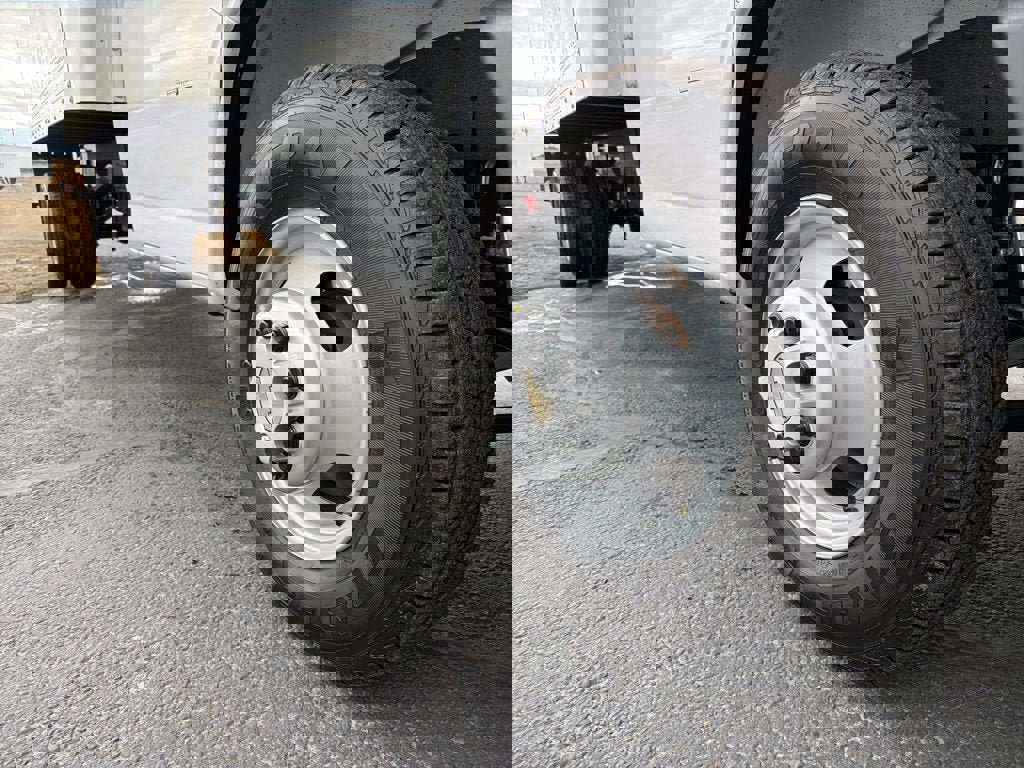 New 2026 Chevrolet Express 3500 w/ Power Convenience Package image 4