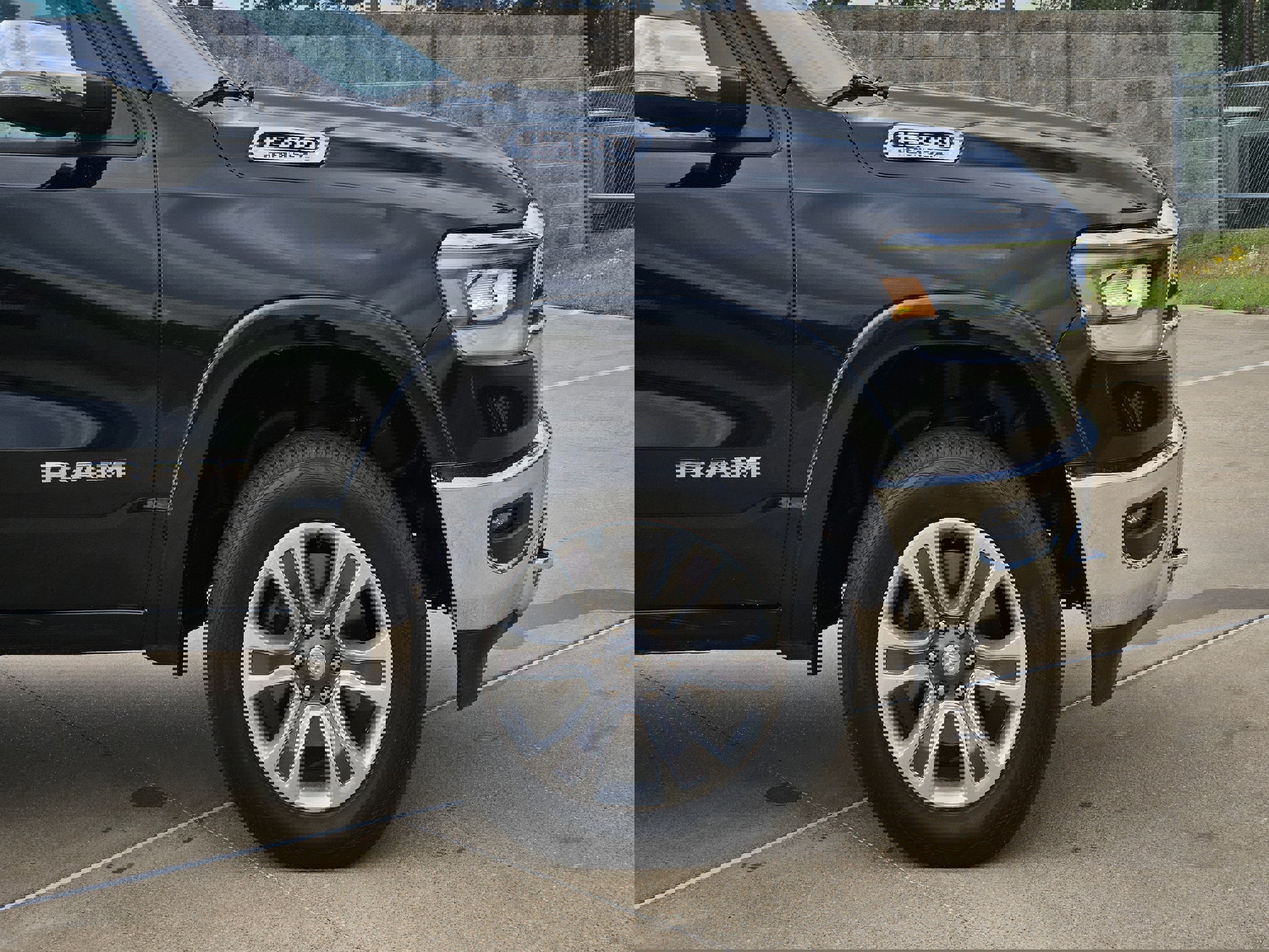 Used 2019 RAM 1500 Laramie image 9