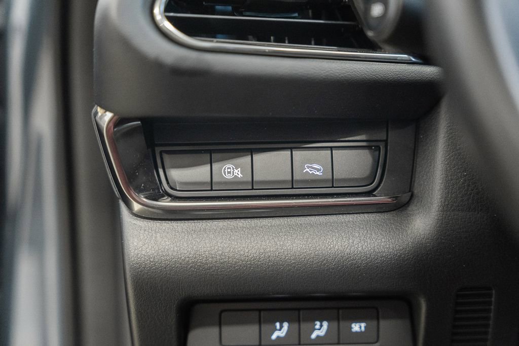 Used 2025 MAZDA CX-30 AWD 2.5 S w/ Preferred Package image 40