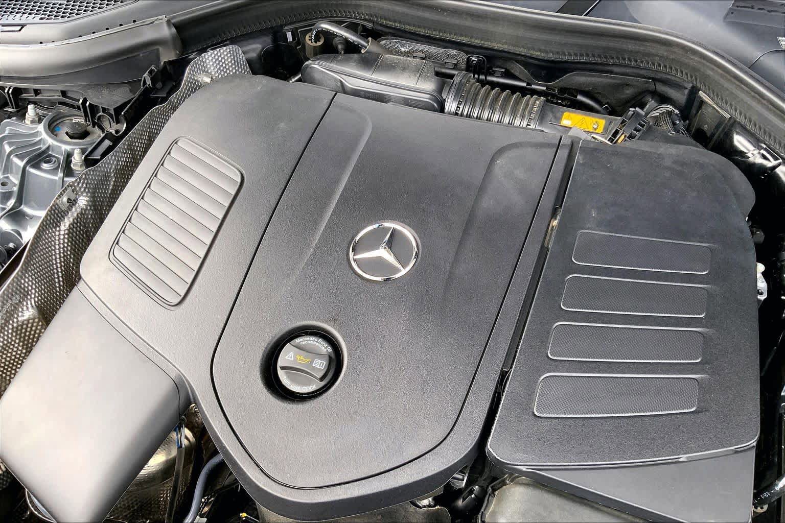 Used 2023 Mercedes-Benz GLC 300 4MATIC image 33