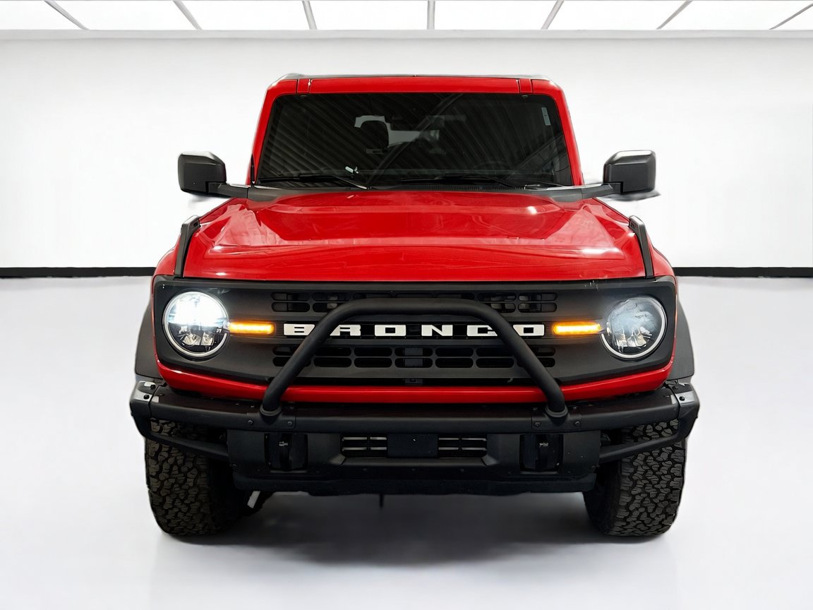 Used 2024 Ford Bronco Black Diamond AWD/4WD image 2