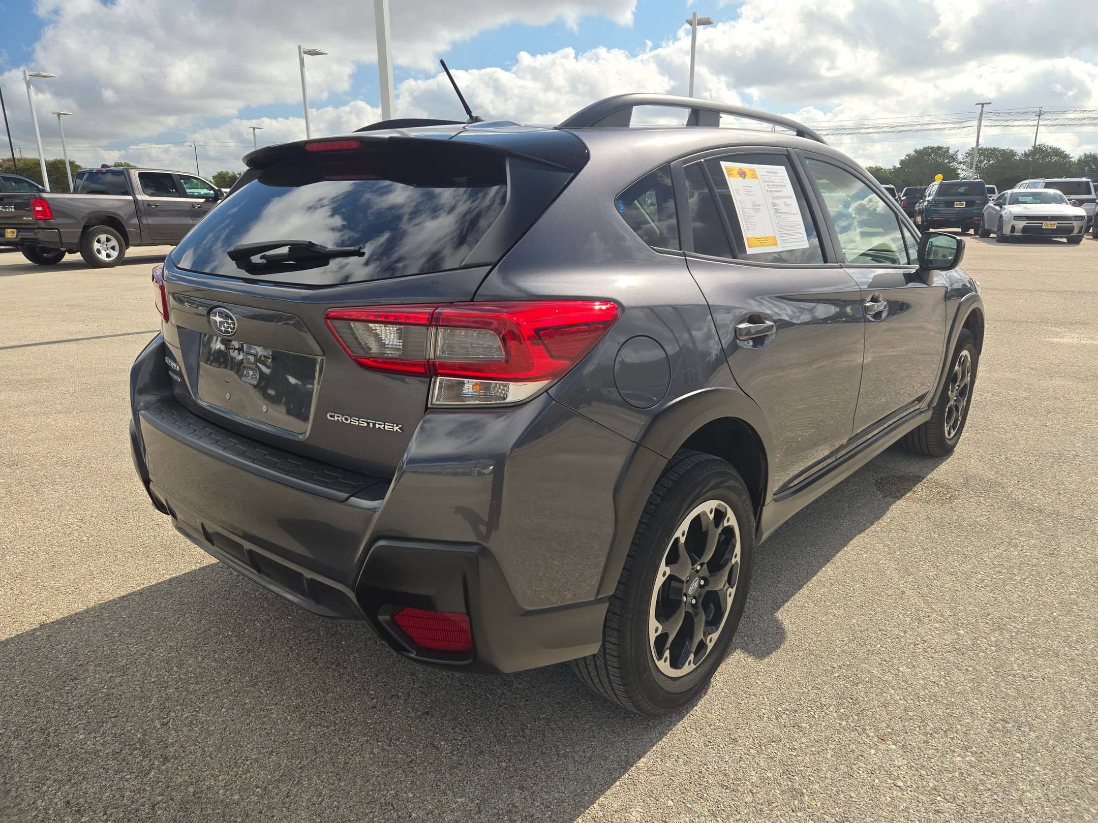 Used 2023 Subaru Crosstrek 2.0i AWD/4WD image 3