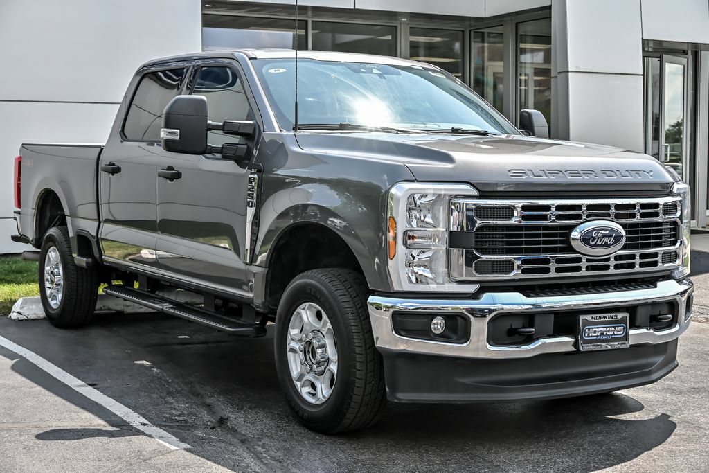 Certified 2025 Ford F250 XLT AWD/4WD image 10