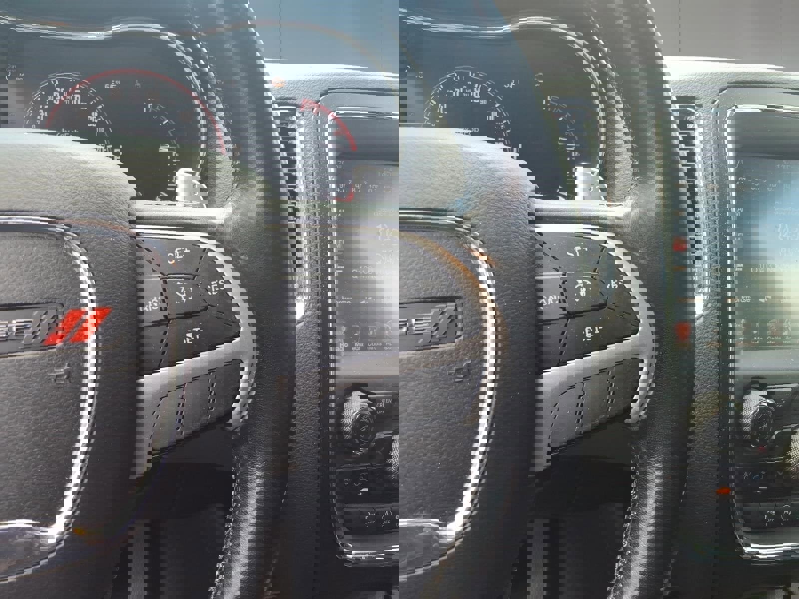 Used 2017 Dodge Durango SXT w/ Quick Order Package 23B image 12