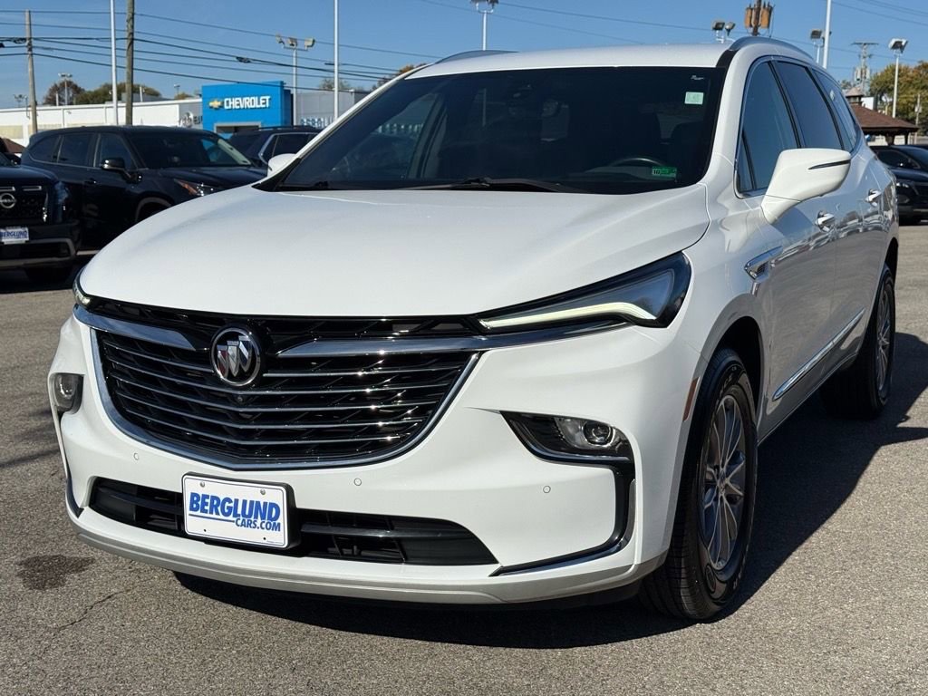 Certified 2024 Buick Enclave Premium image 9