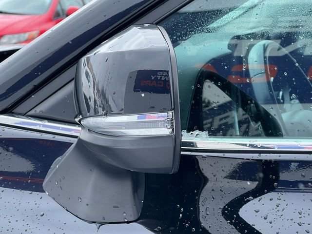 Used 2022 Toyota Highlander XLE image 41