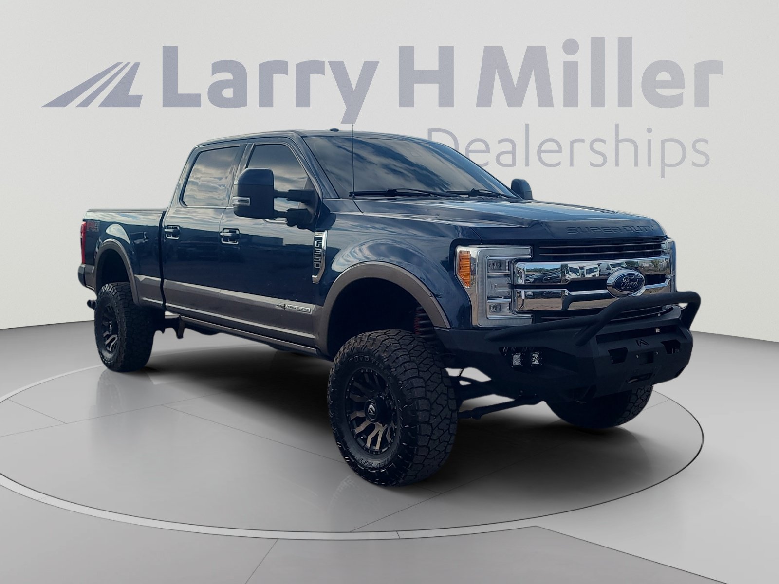 Certified 2018 Ford F350 King Ranch w/ King Ranch Ultimate Package AWD/4WD image 7