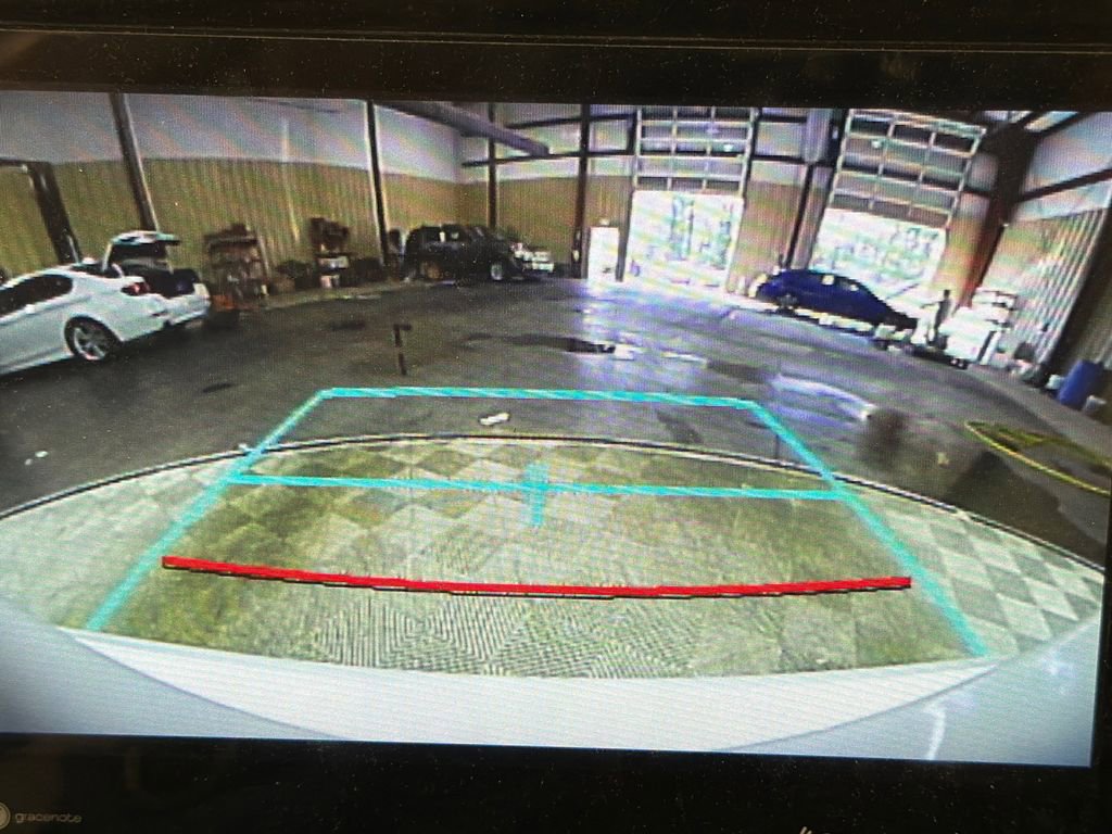 Used 2021 Toyota Corolla SE w/ SE Preferred Package image 29