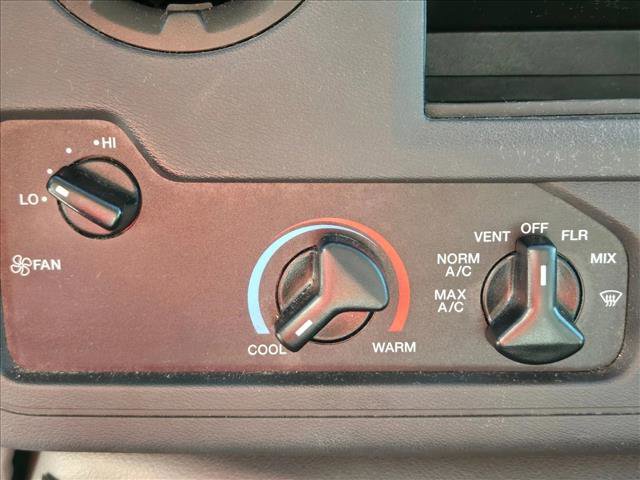 Used 2021 Ford E-450 and Econoline 450 Super Duty w/ Power Windows & Locks Group image 19