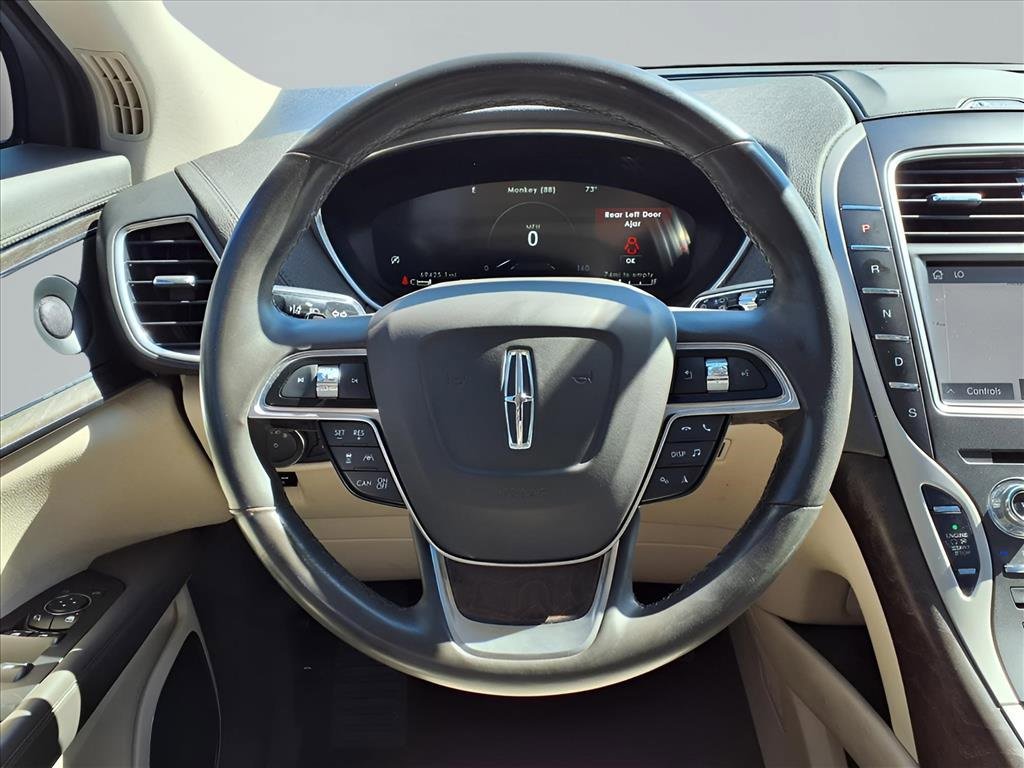 Used 2020 Lincoln Nautilus Reserve image 15