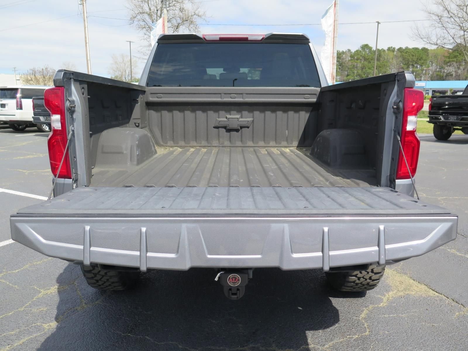 Used 2022 Chevrolet Silverado 1500 RST AWD/4WD image 17