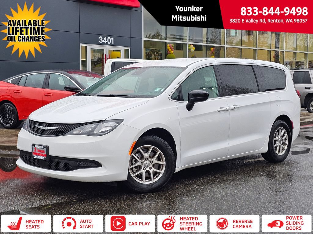 Used 2024 Chrysler Voyager LX FWD image 1