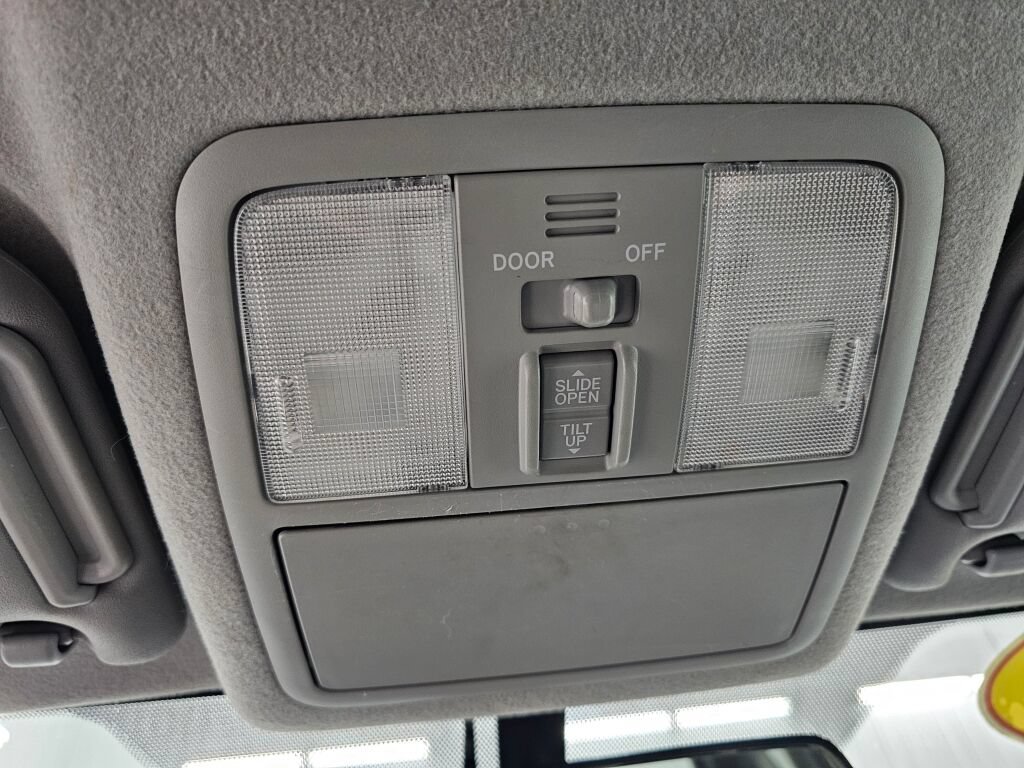 Used 2011 Toyota RAV4 4WD w/ Upgrade Value Pkg image 19