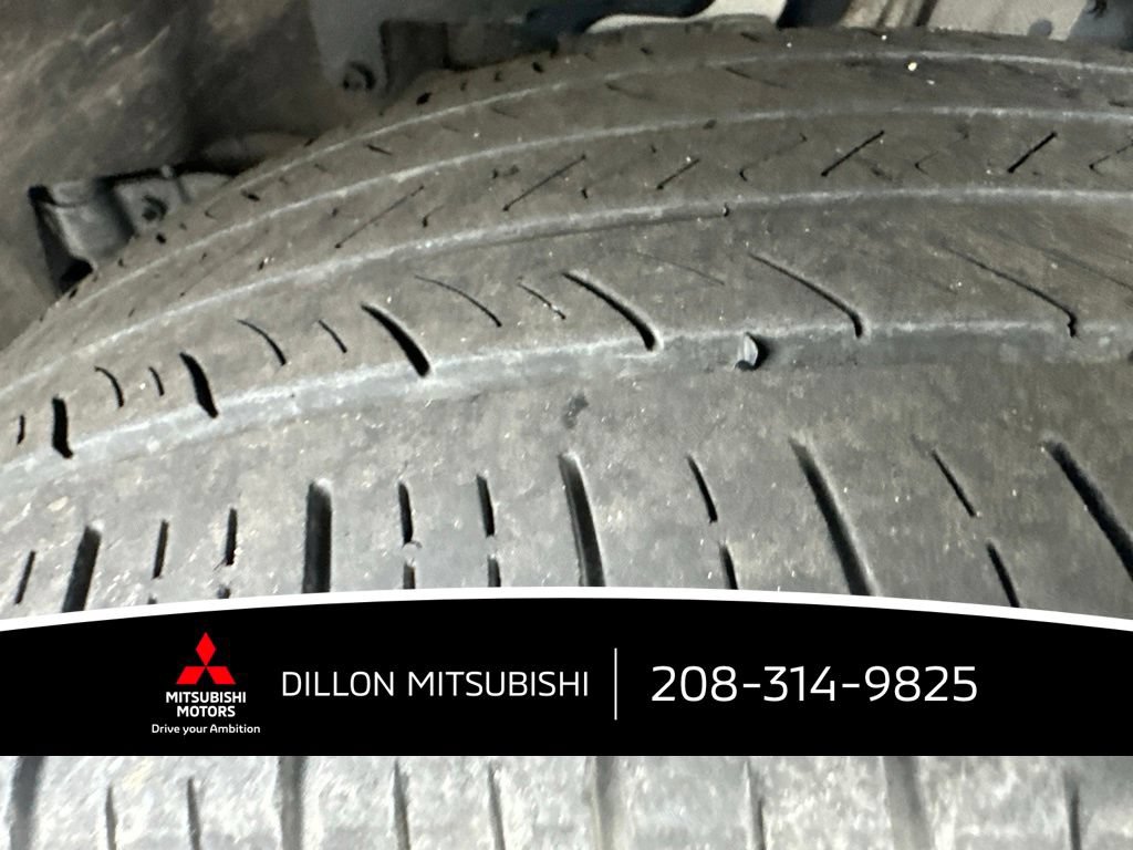 Used 2025 Nissan Rogue SV AWD/4WD image 20