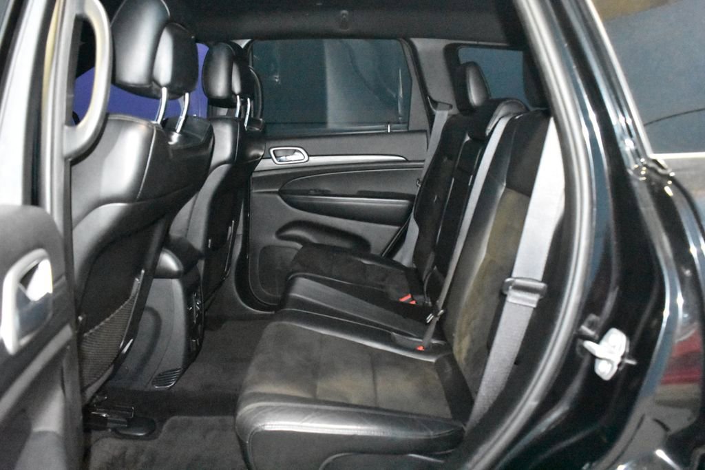 Used 2019 Jeep Grand Cherokee Altitude image 17