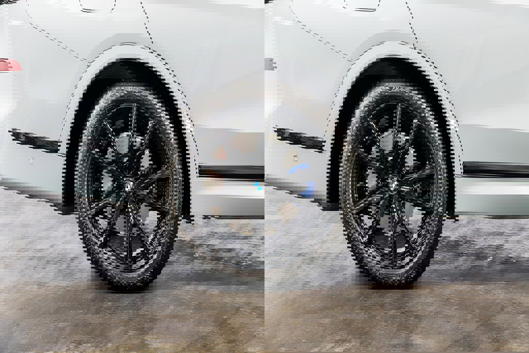 Used 2024 BMW X7 xDrive40i w/ M Sport Package image 25