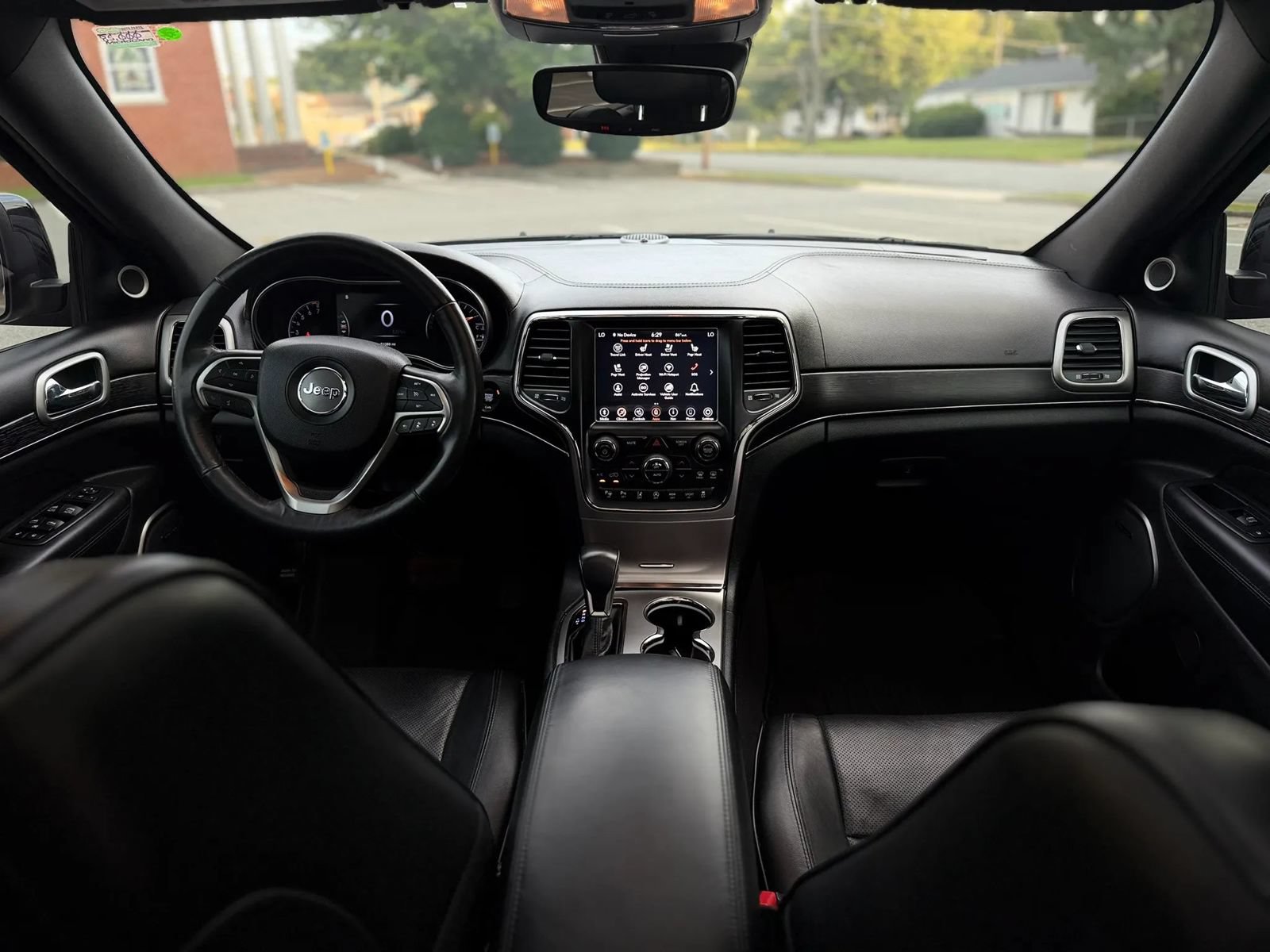 Used 2018 Jeep Grand Cherokee High Altitude AWD/4WD image 14