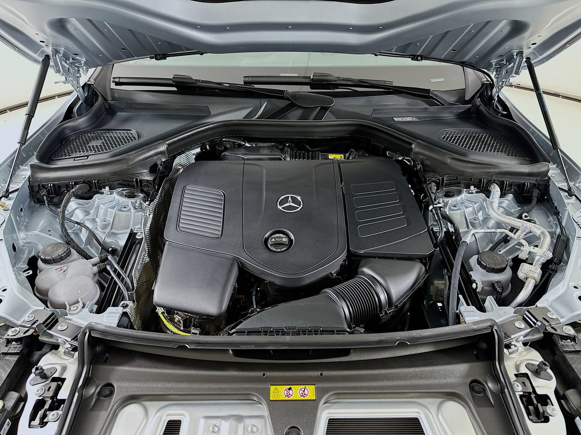 New 2026 Mercedes-Benz GLC 300 4MATIC image 32