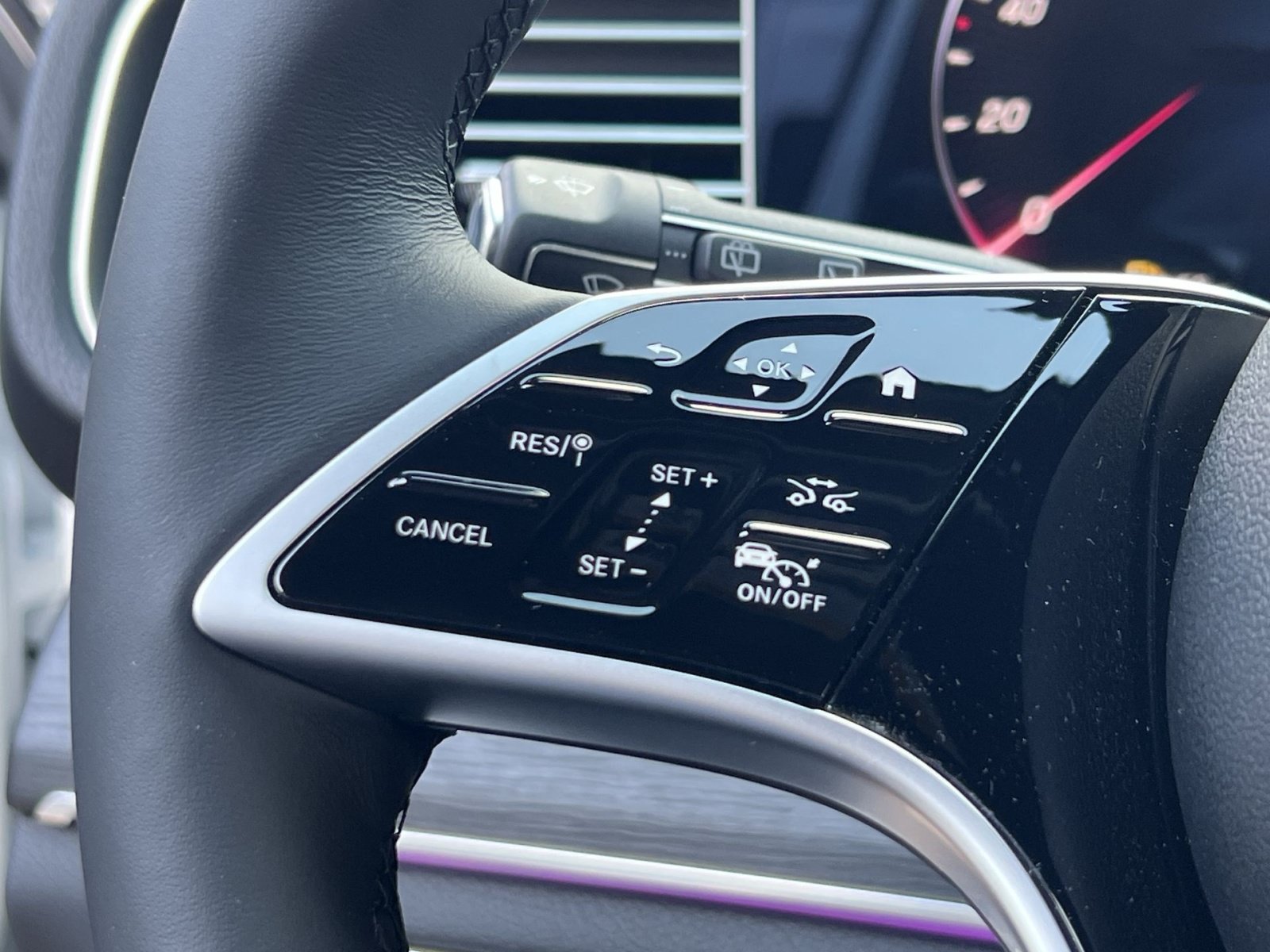 New 2026 Mercedes-Benz GLE 350 4MATIC image 29