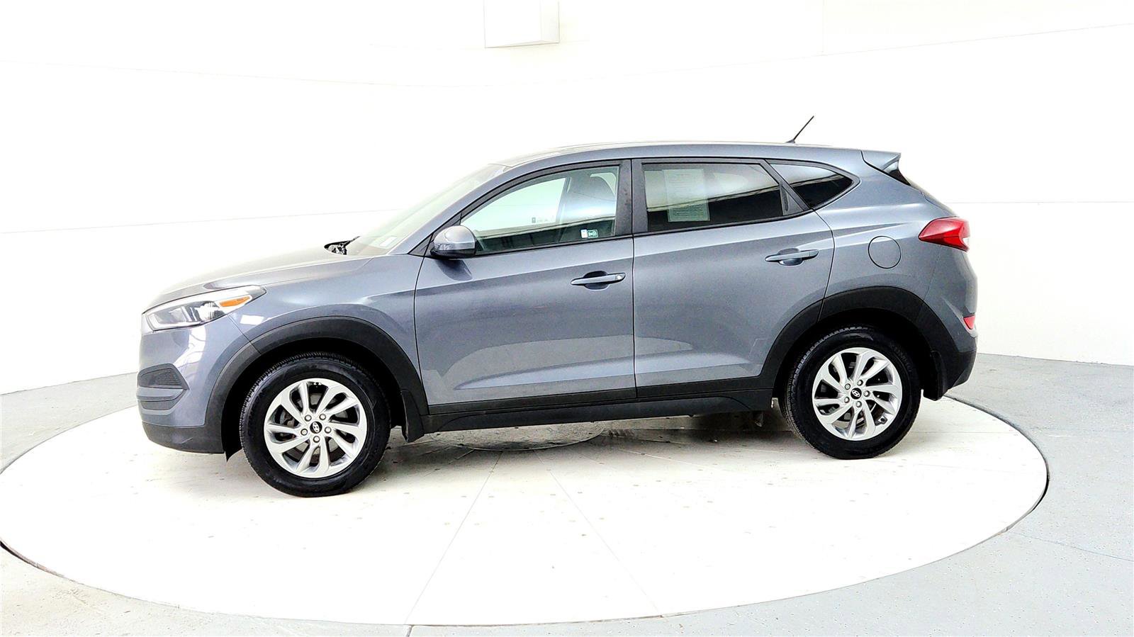 Used 2018 Hyundai Tucson SE AWD/4WD image 3