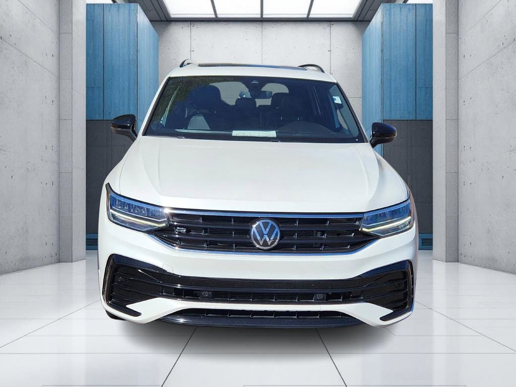 Used 2022 Volkswagen Tiguan SE R-Line image 26