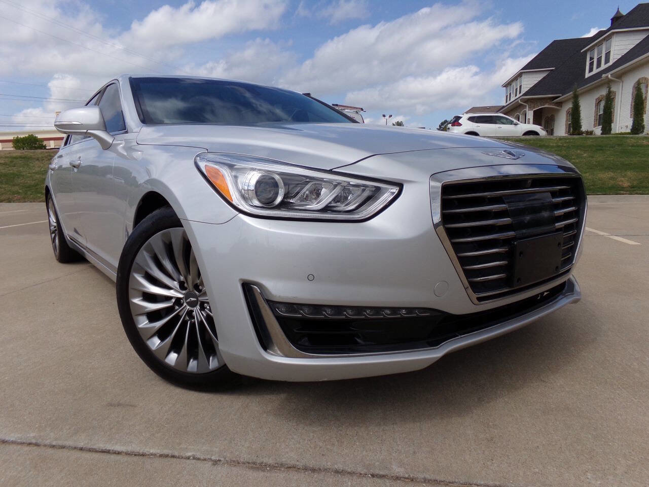 Used 2017 Genesis G90 5.0 Ultimate image 8