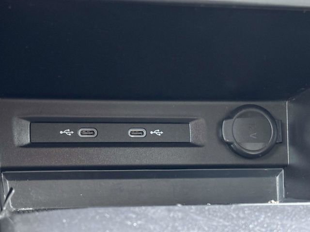 Used 2021 Volkswagen Tiguan S image 16