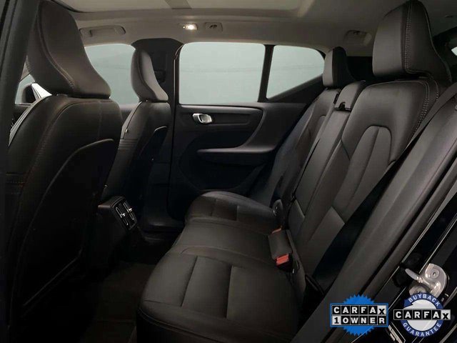 Used 2025 Volvo XC40 B5 Plus image 71