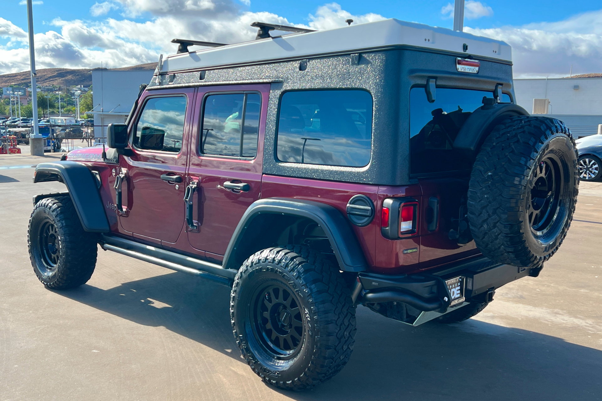 Used 2021 Jeep Wrangler Unlimited Rubicon AWD/4WD image 3