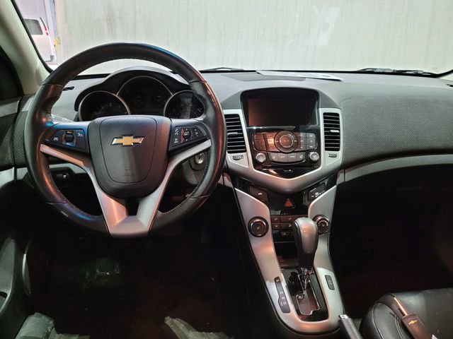 Used 2016 Chevrolet Cruze LT image 4