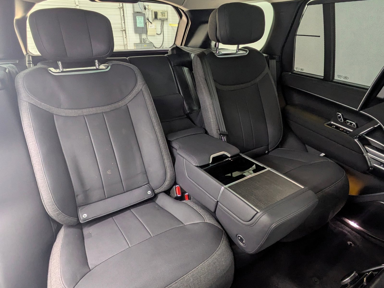 Used 2023 Land Rover Range Rover First Edition AWD/4WD image 23