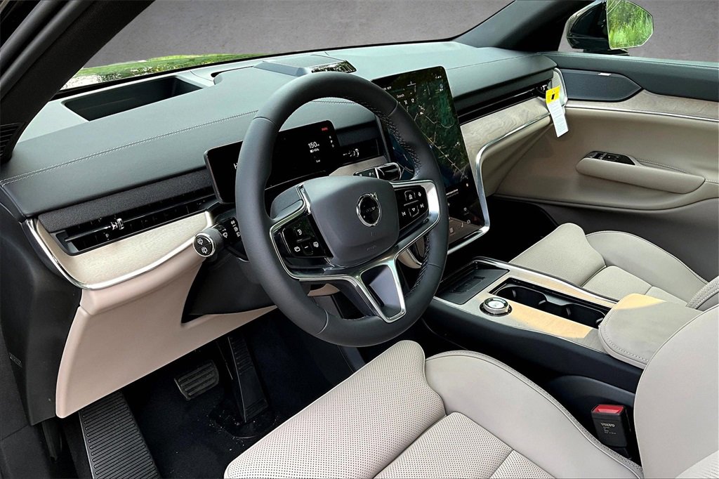 New 2025 Volvo EX90 Plus image 7