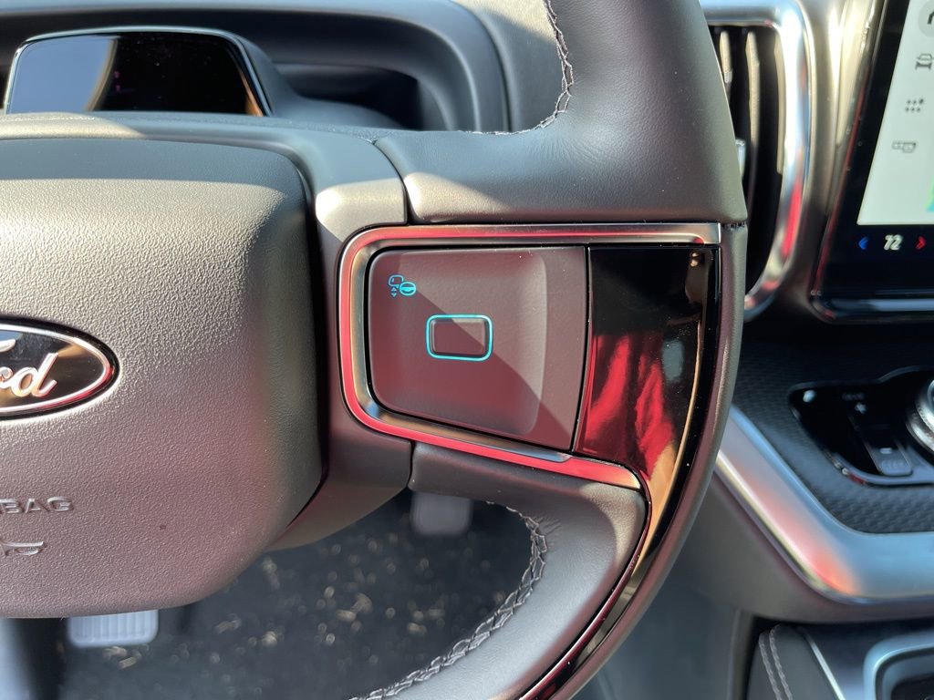 New 2025 Ford Expedition Platinum w/ Stealth Appearance Package image 15