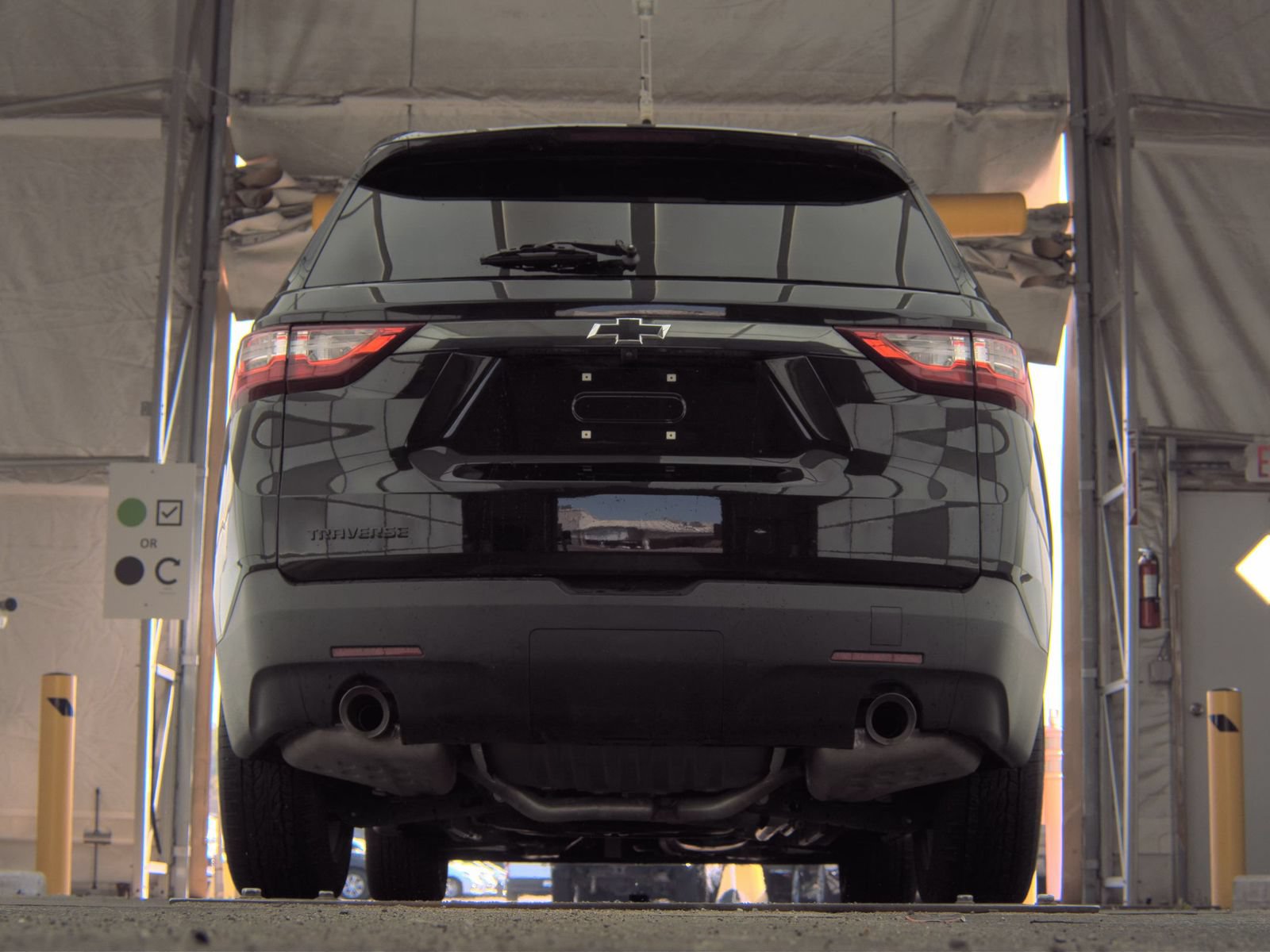 Used 2021 Chevrolet Traverse LS w/ LPO, Blackout Package FWD image 8